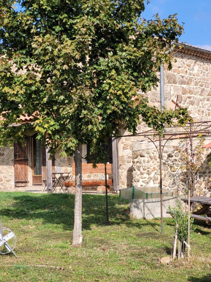 Ferme De La Combe Bed & Breakfast Saint-Jeure-d'Ay Exterior photo